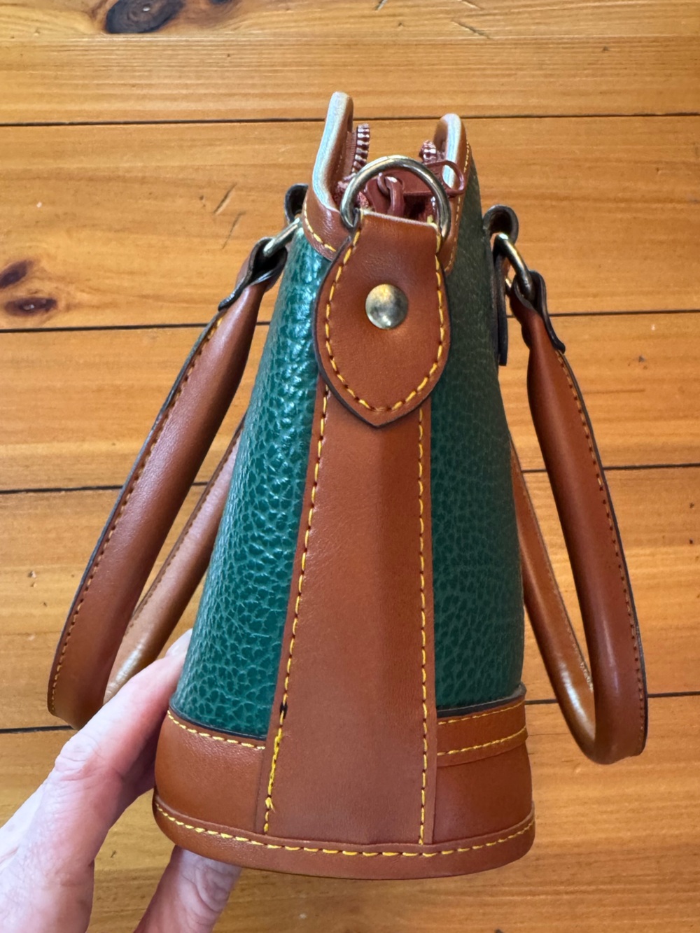 RARE Vintage 80’s/90’s Dooney & Bourke AWL Satchel in Perfect Condition - Picture 5 of 7